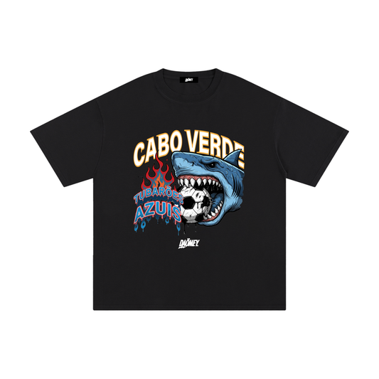 Graphic T-shirt Cabo Verde " Tubarões Azuis" Black | Daömey Lifestyle